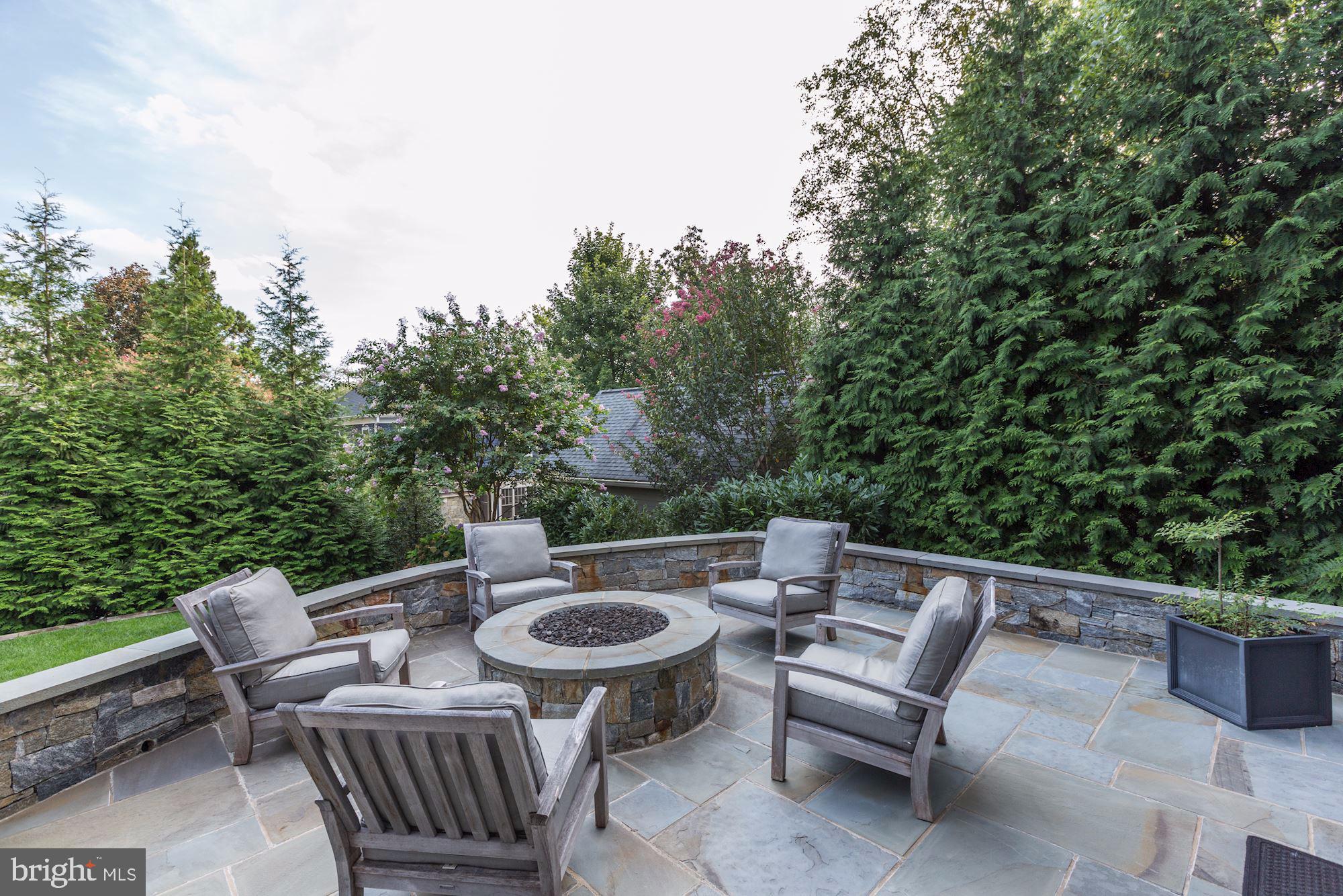 EDGEMOOR - Residential