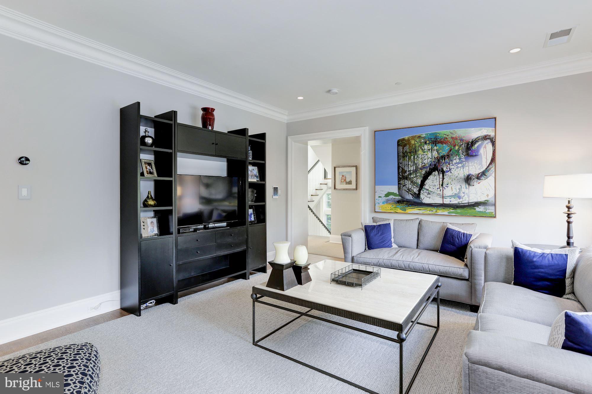 EDGEMOOR - Residential