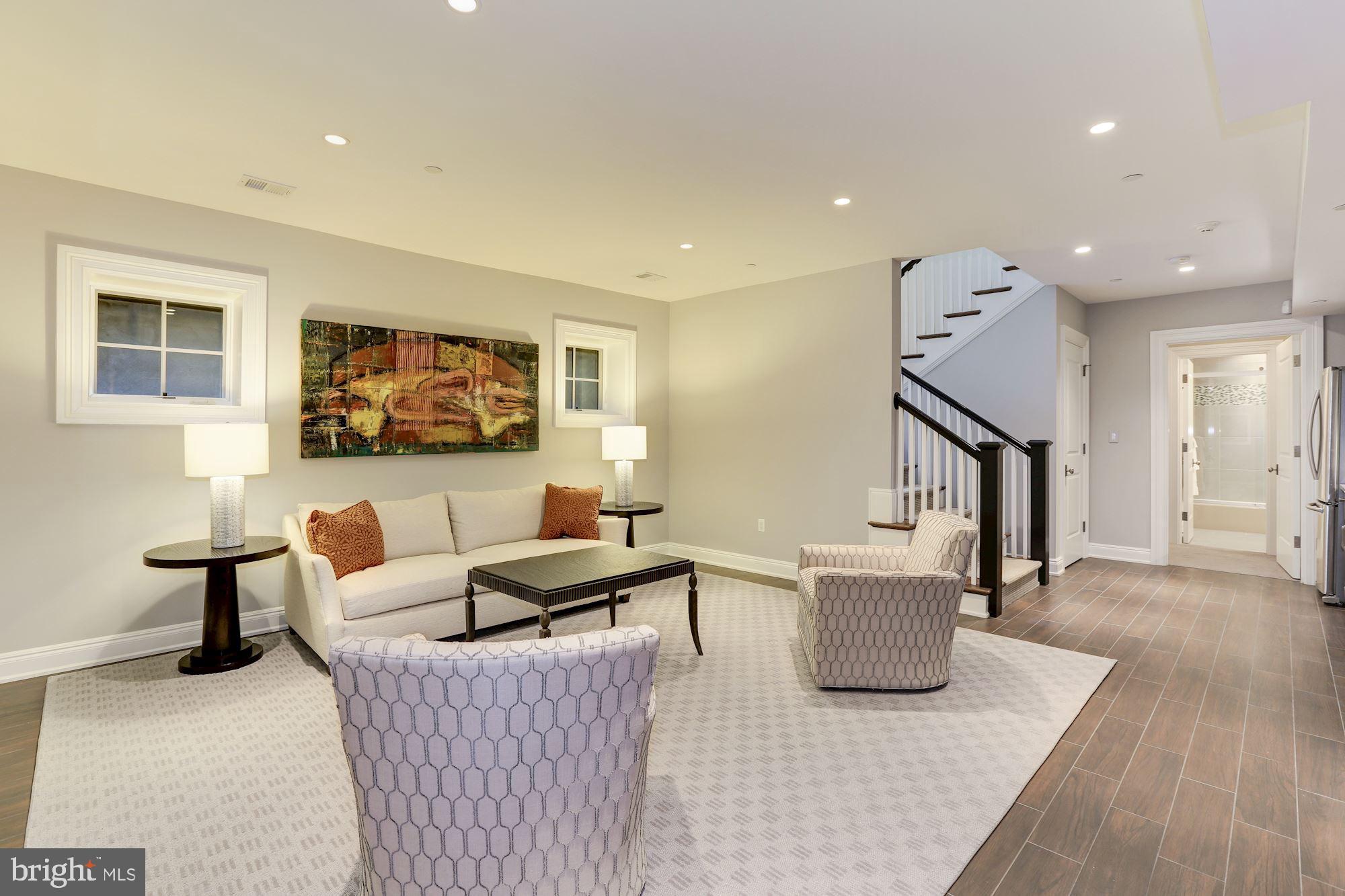 EDGEMOOR - Residential