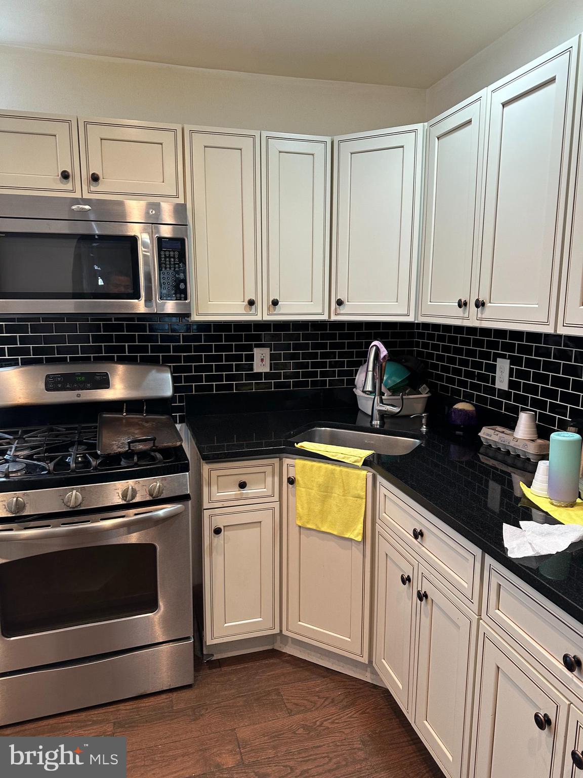 FELTONVILLE - Residential