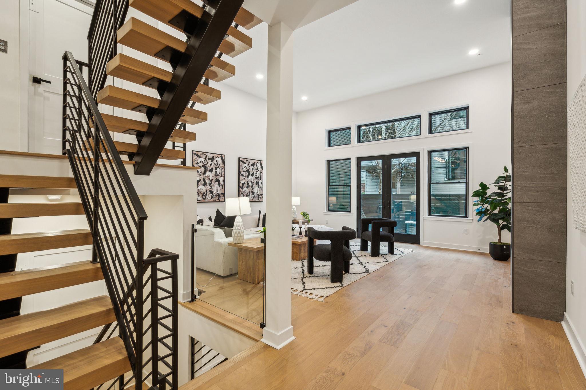 FAIRMOUNT - Residential