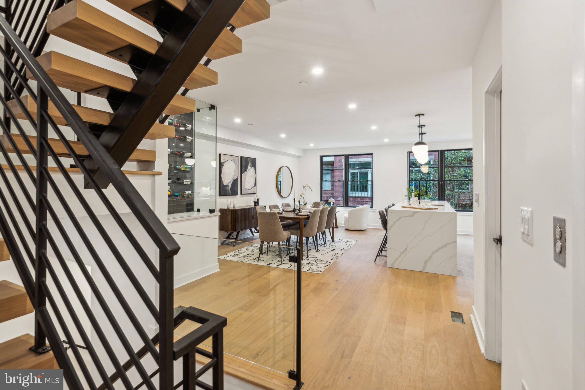 FAIRMOUNT - Residential