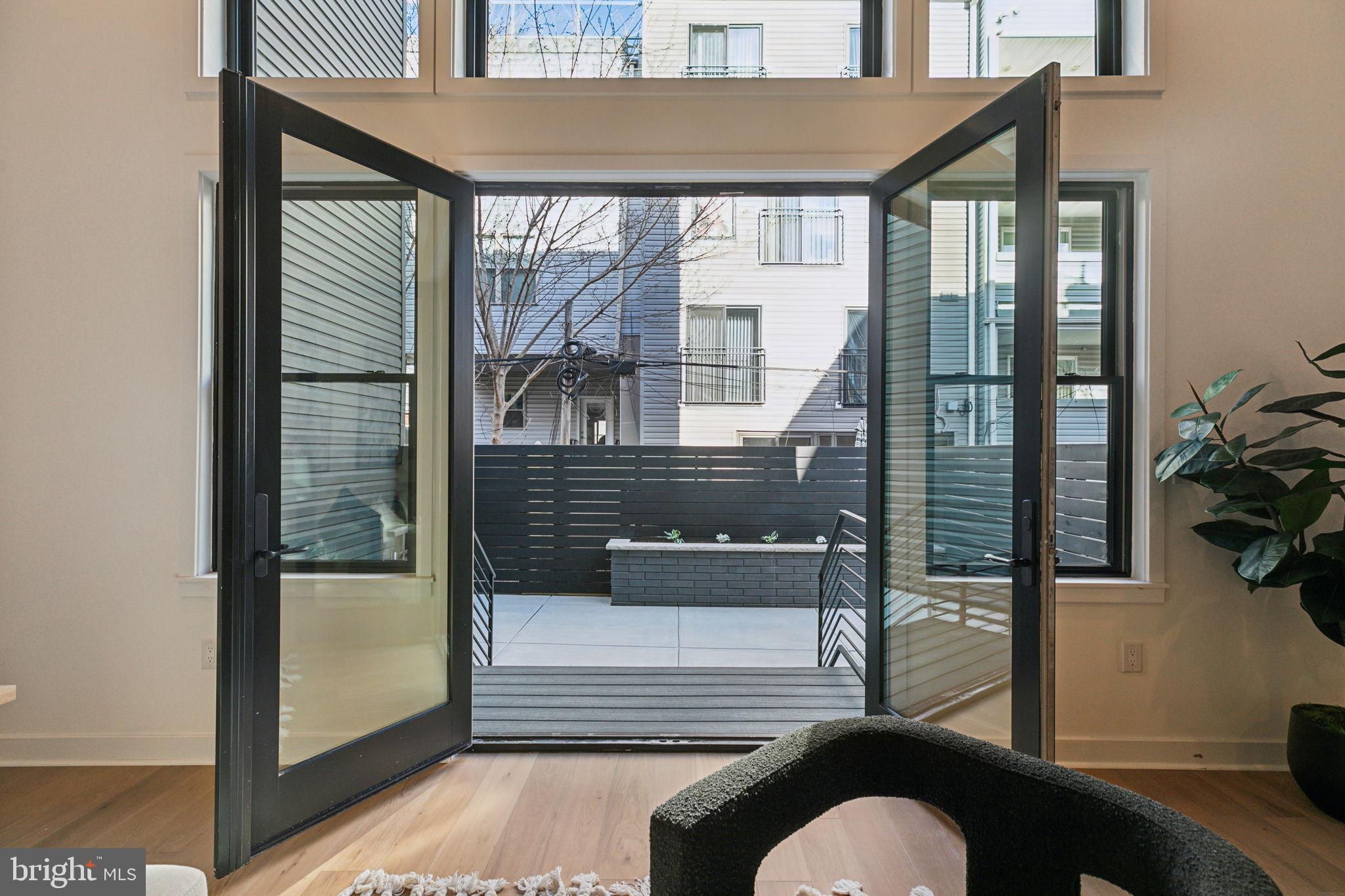 FAIRMOUNT - Residential