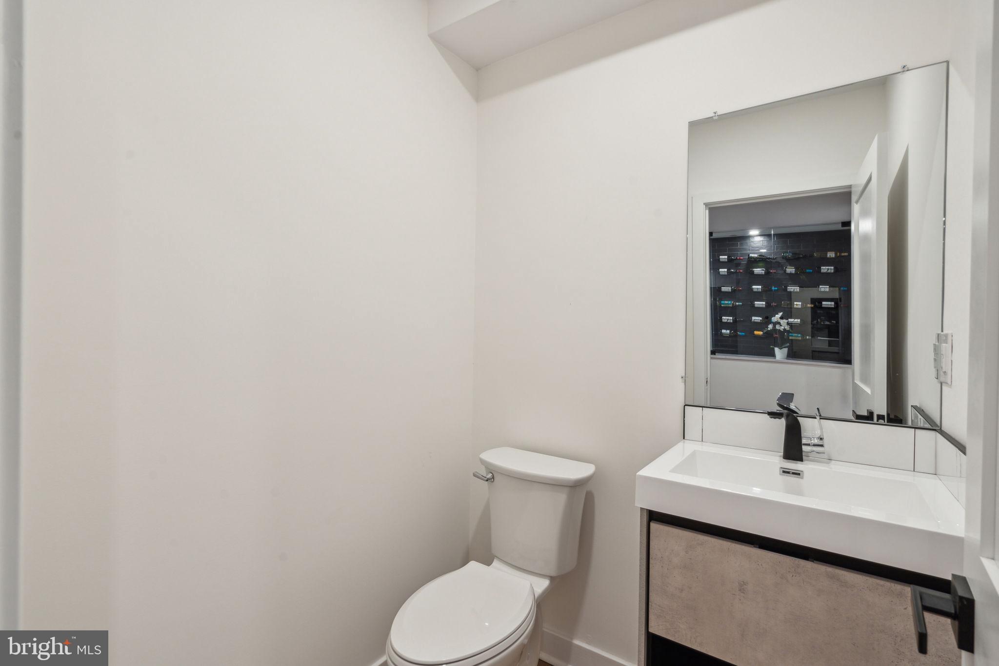 FAIRMOUNT - Residential