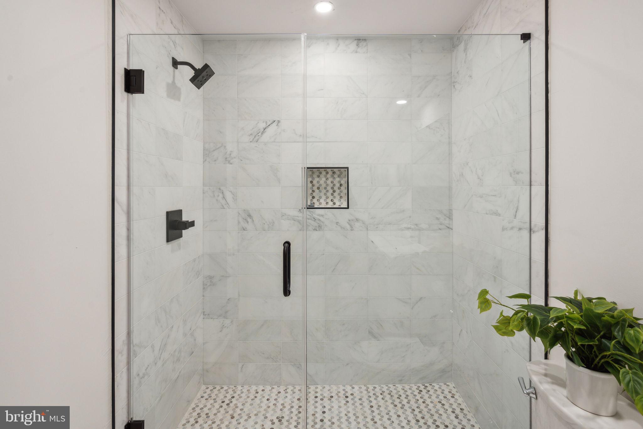 FAIRMOUNT - Residential