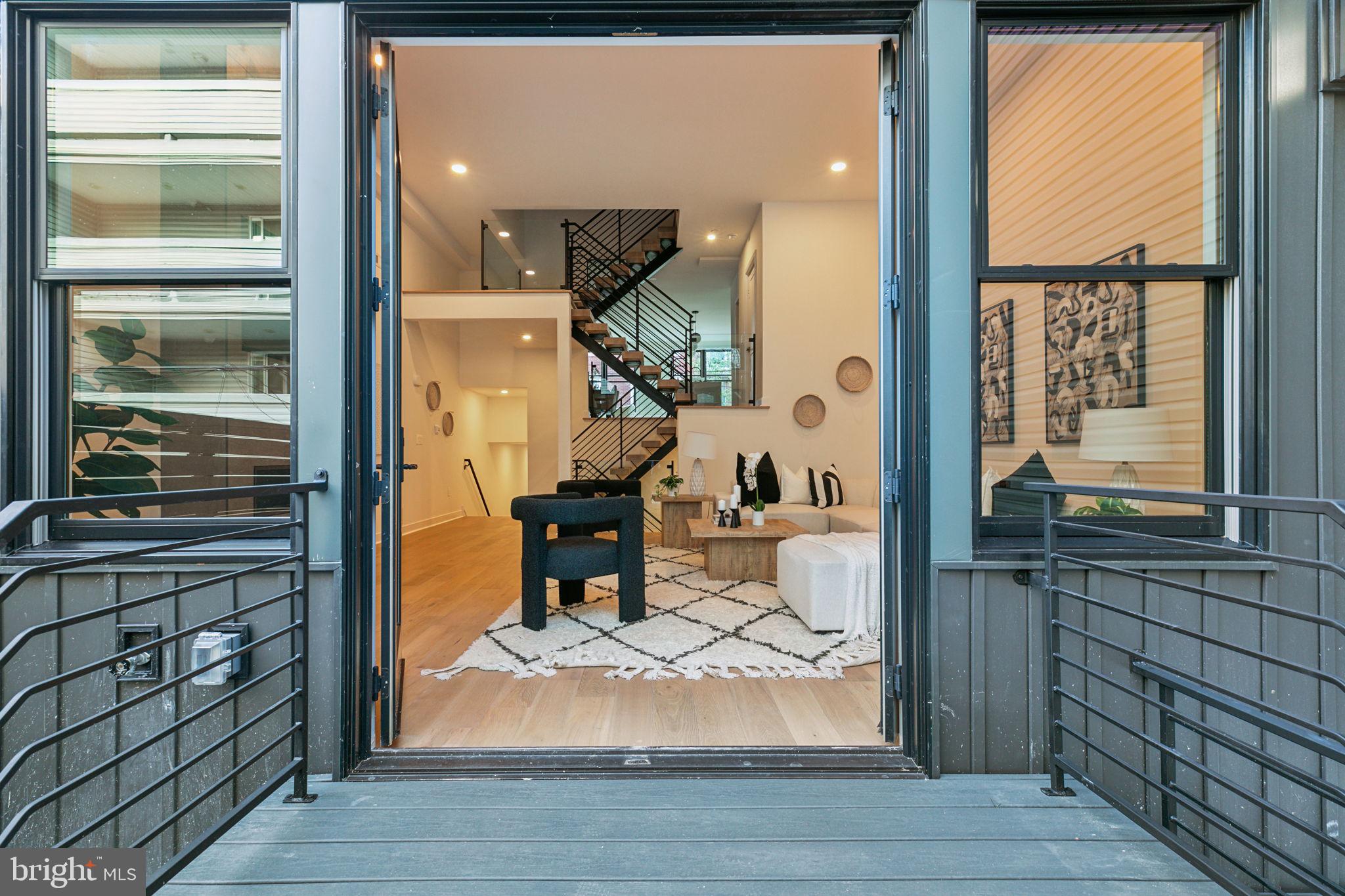 FAIRMOUNT - Residential