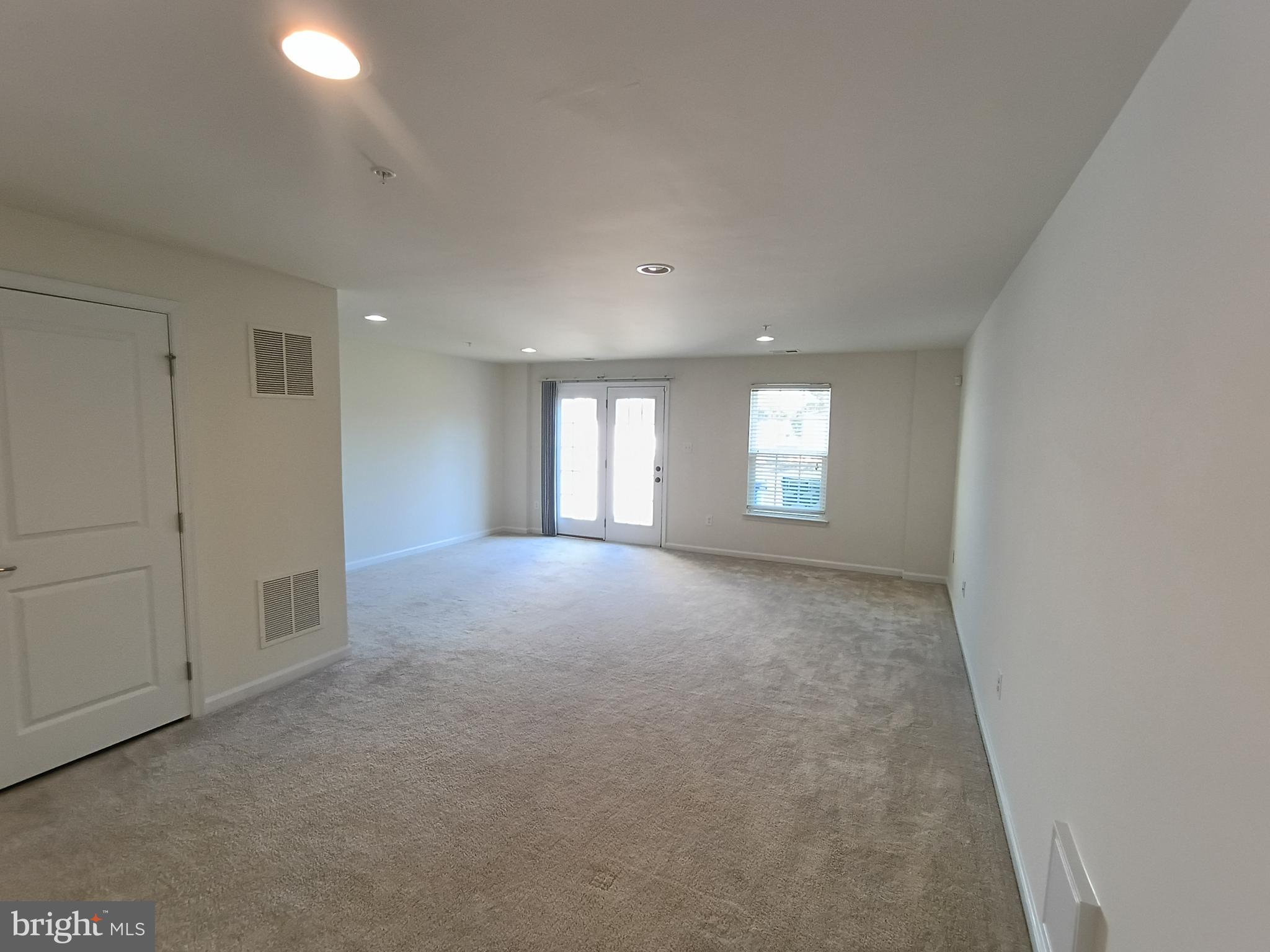 HOLLY RIDGE - Residential