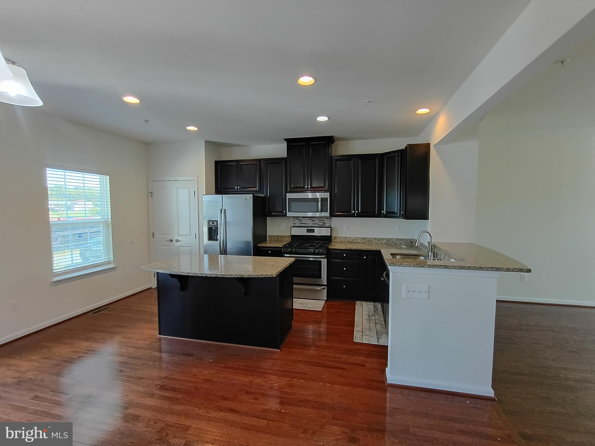 HOLLY RIDGE - Residential