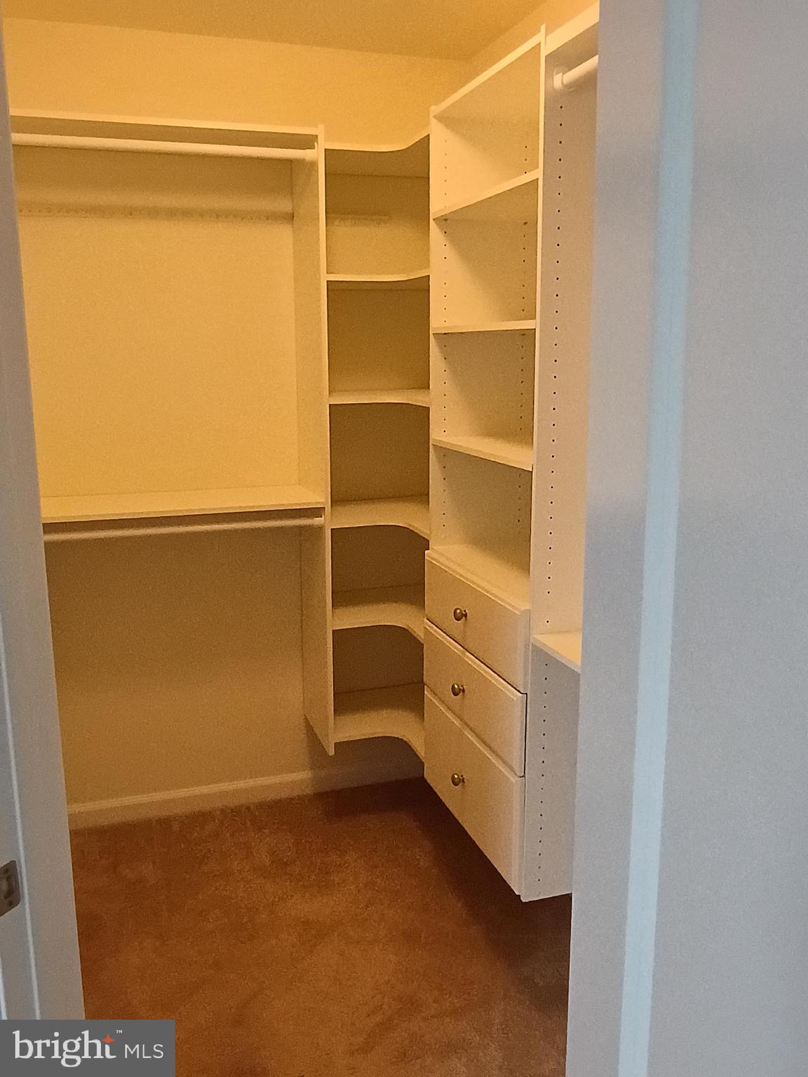 HOLLY RIDGE - Residential