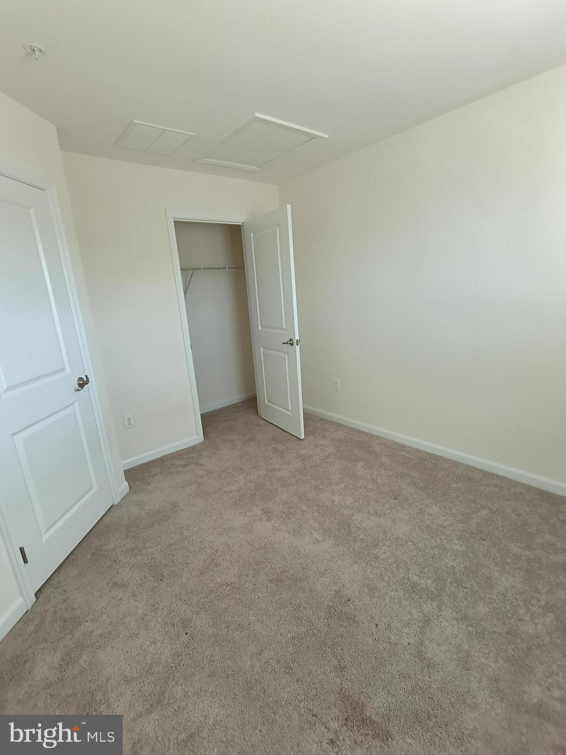 HOLLY RIDGE - Residential