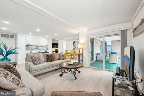 1 Stonehenge Cir Unit 1-10, Pikesville, MD MLS: MDBC2119422