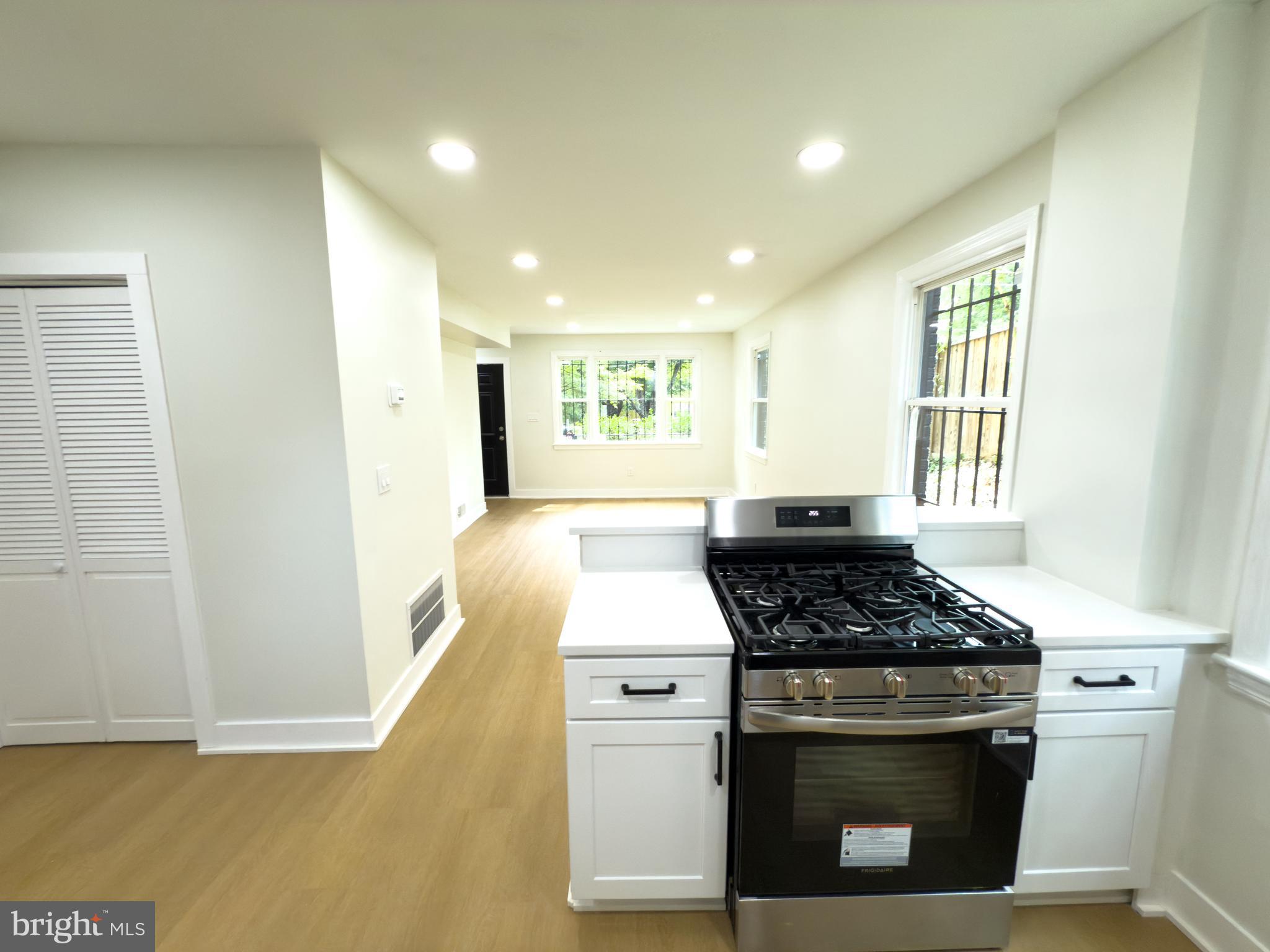 CHAPEL OAKS - Residential