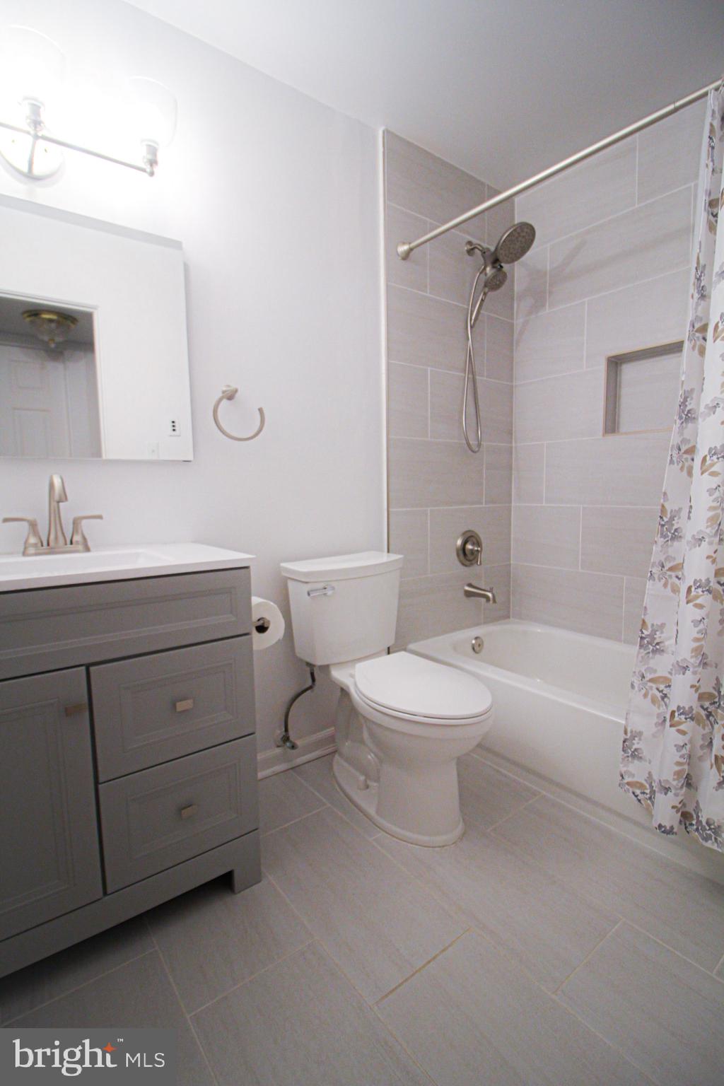 STERLING  PARK - Residential