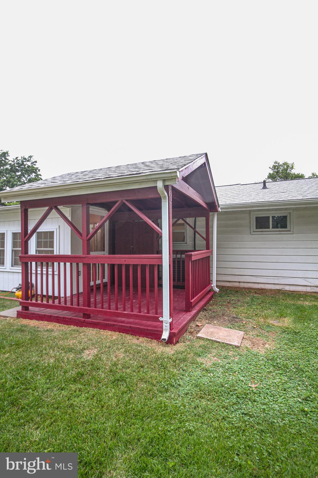 STERLING  PARK - Residential