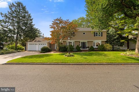 Photo of 103 Country Club Dr, LINWOOD, NJ 08221 (MLS # NJAC2021254)