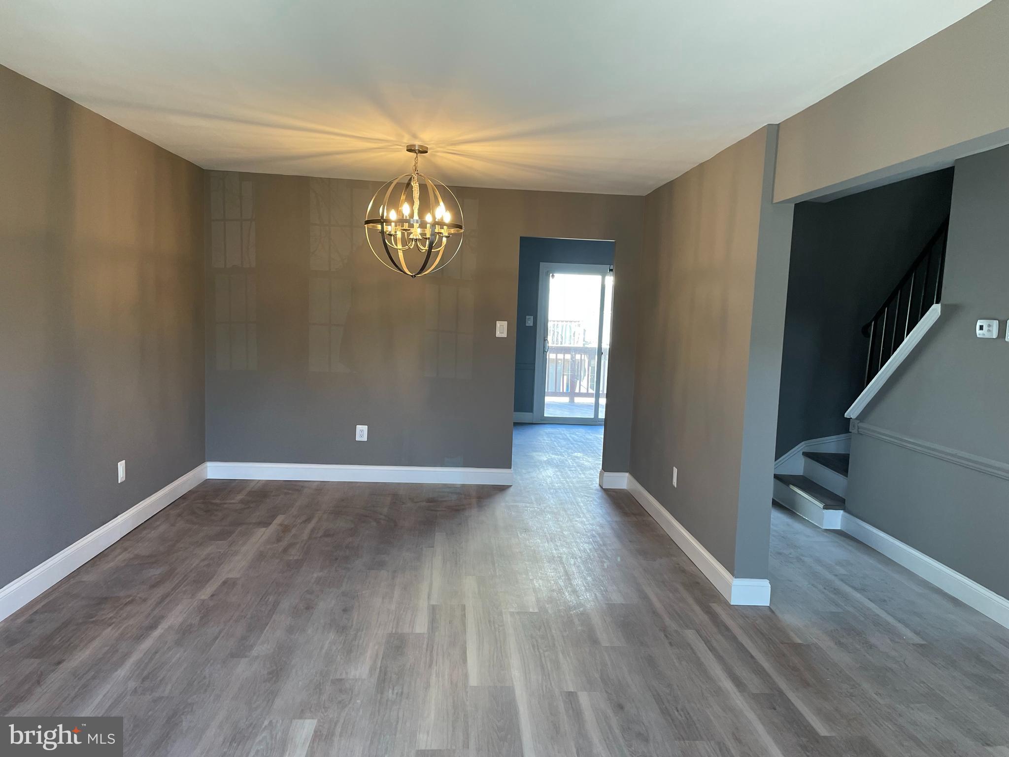 CROFTON MEWS CONDO - Residential Lease