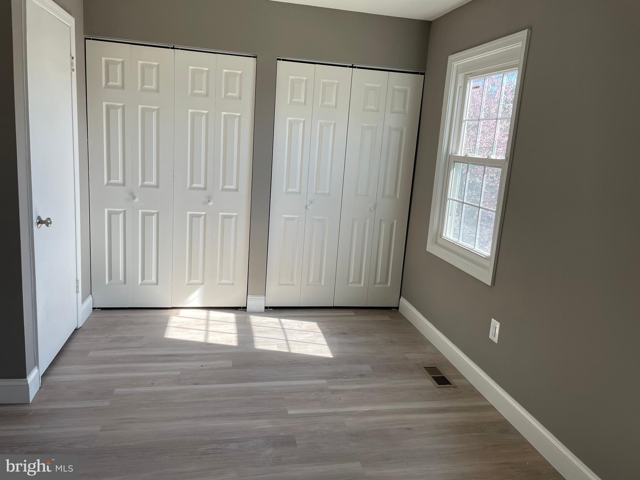 CROFTON MEWS CONDO - Residential Lease