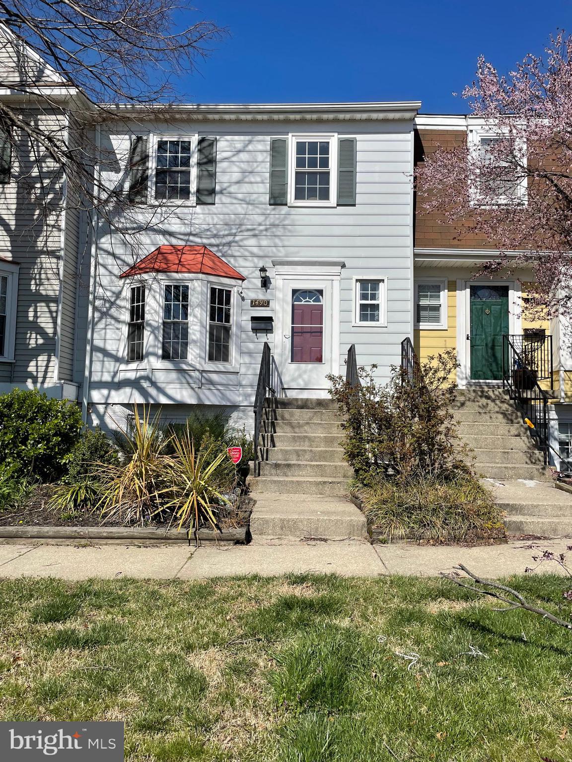 CROFTON MEWS CONDO - Residential Lease