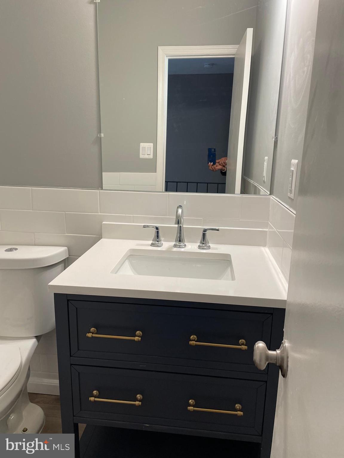 CROFTON MEWS CONDO - Residential Lease