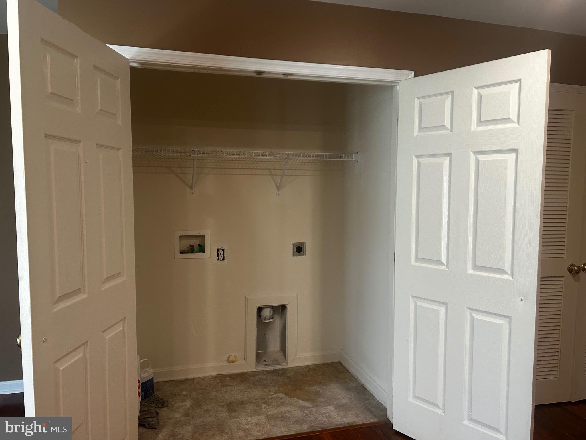 SUNSET TOWNHOMES - Residential