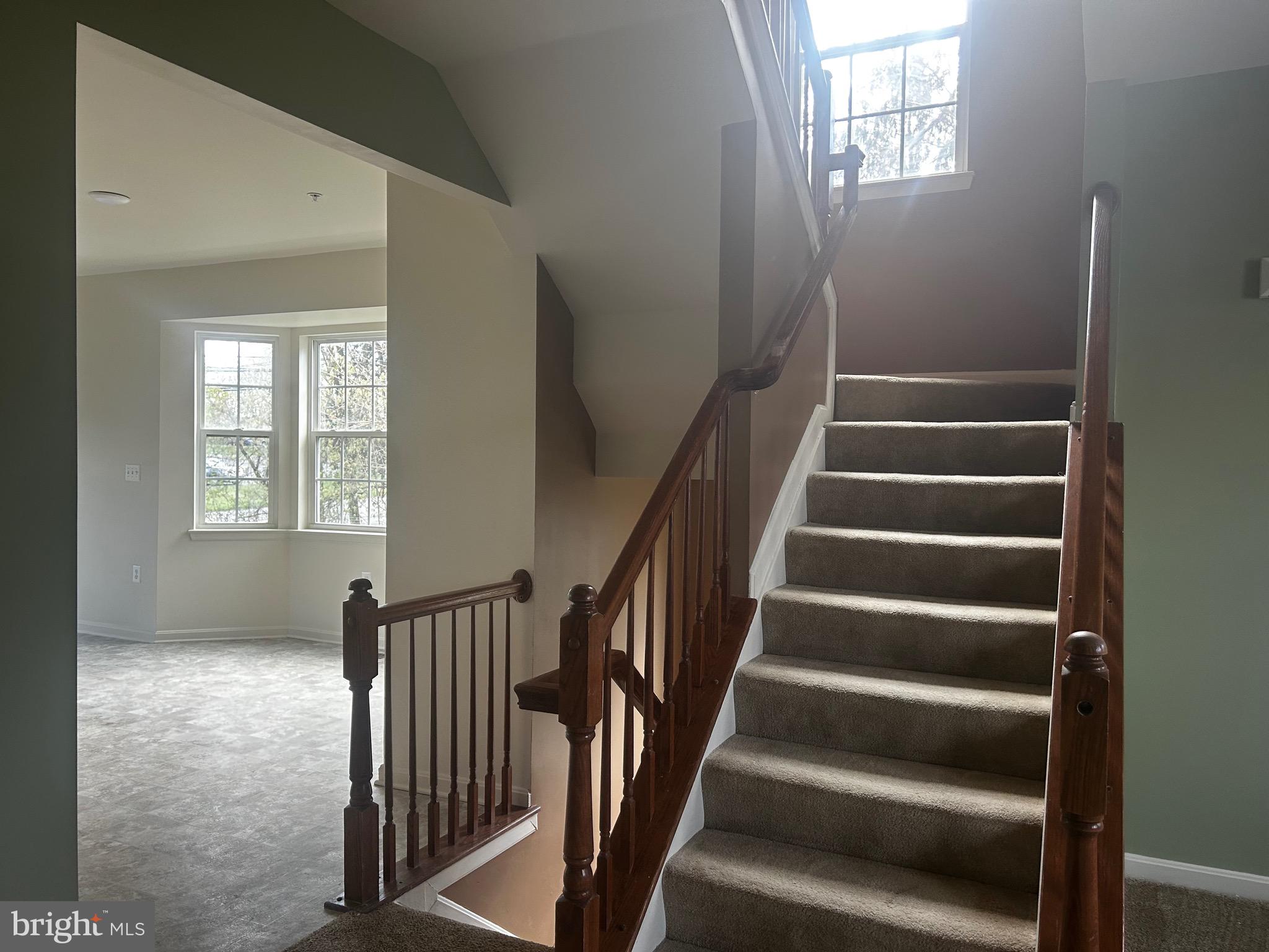 SUNSET TOWNHOMES - Residential