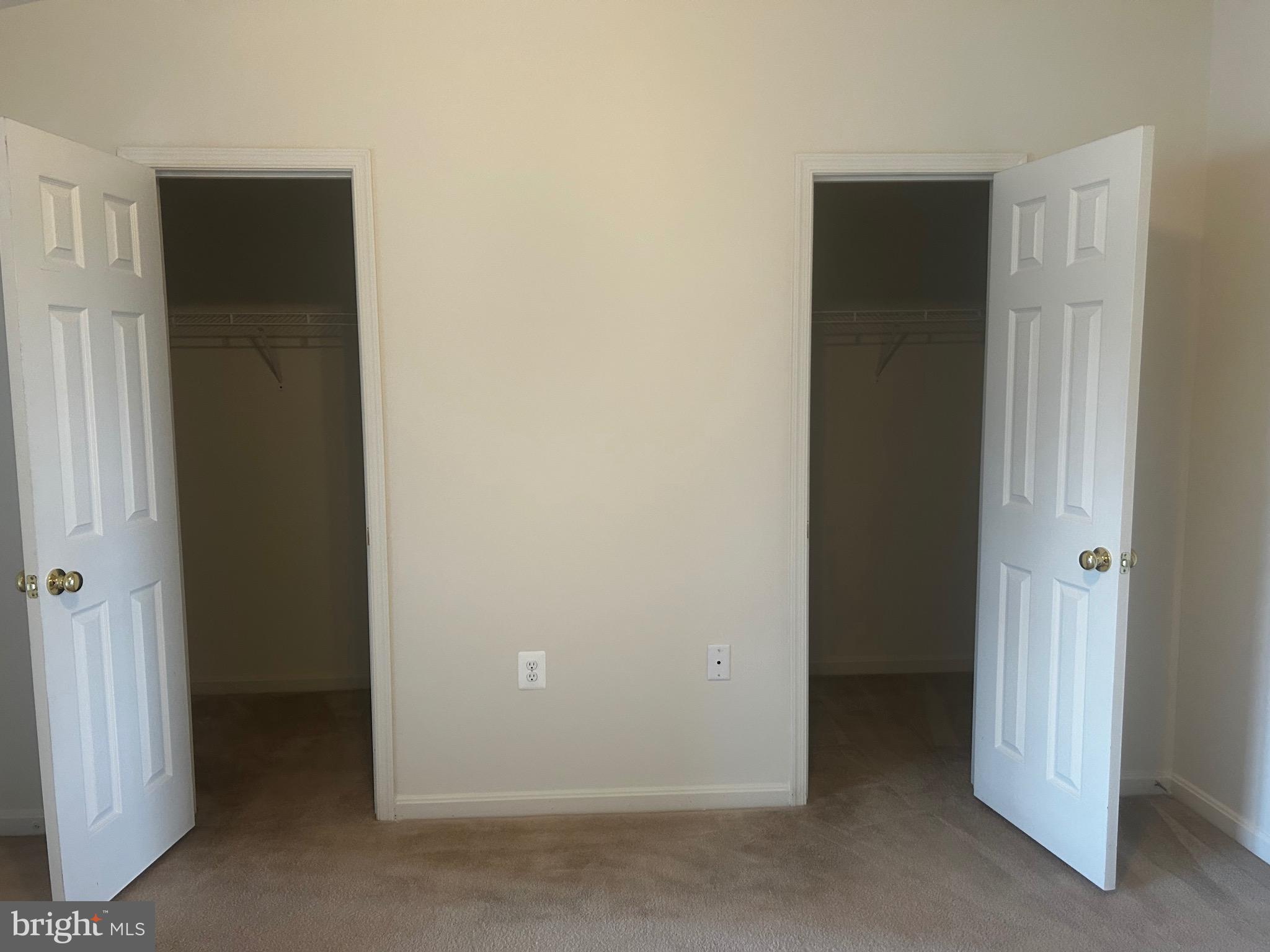 SUNSET TOWNHOMES - Residential