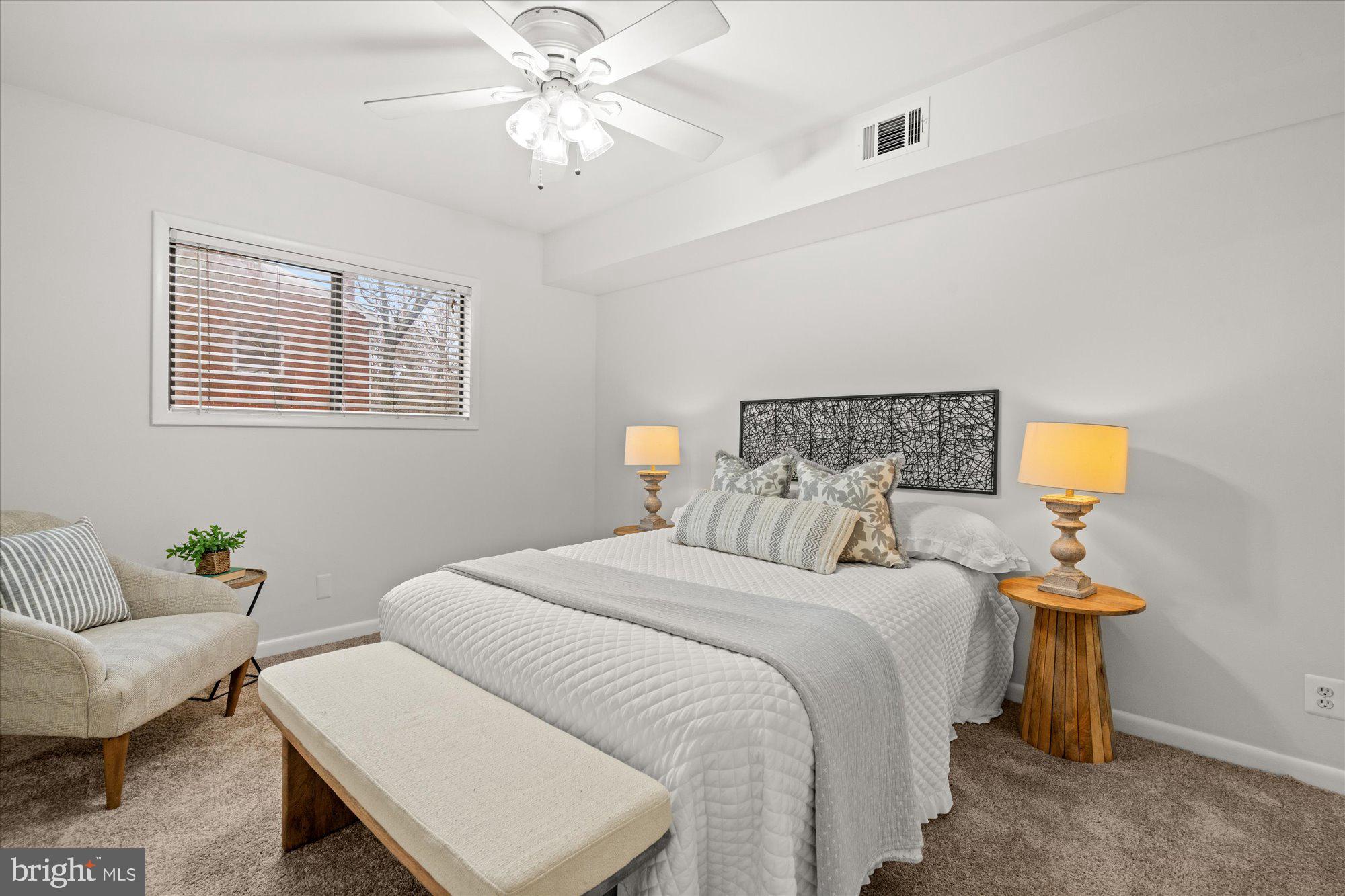 SEMINARY WALK - Residential