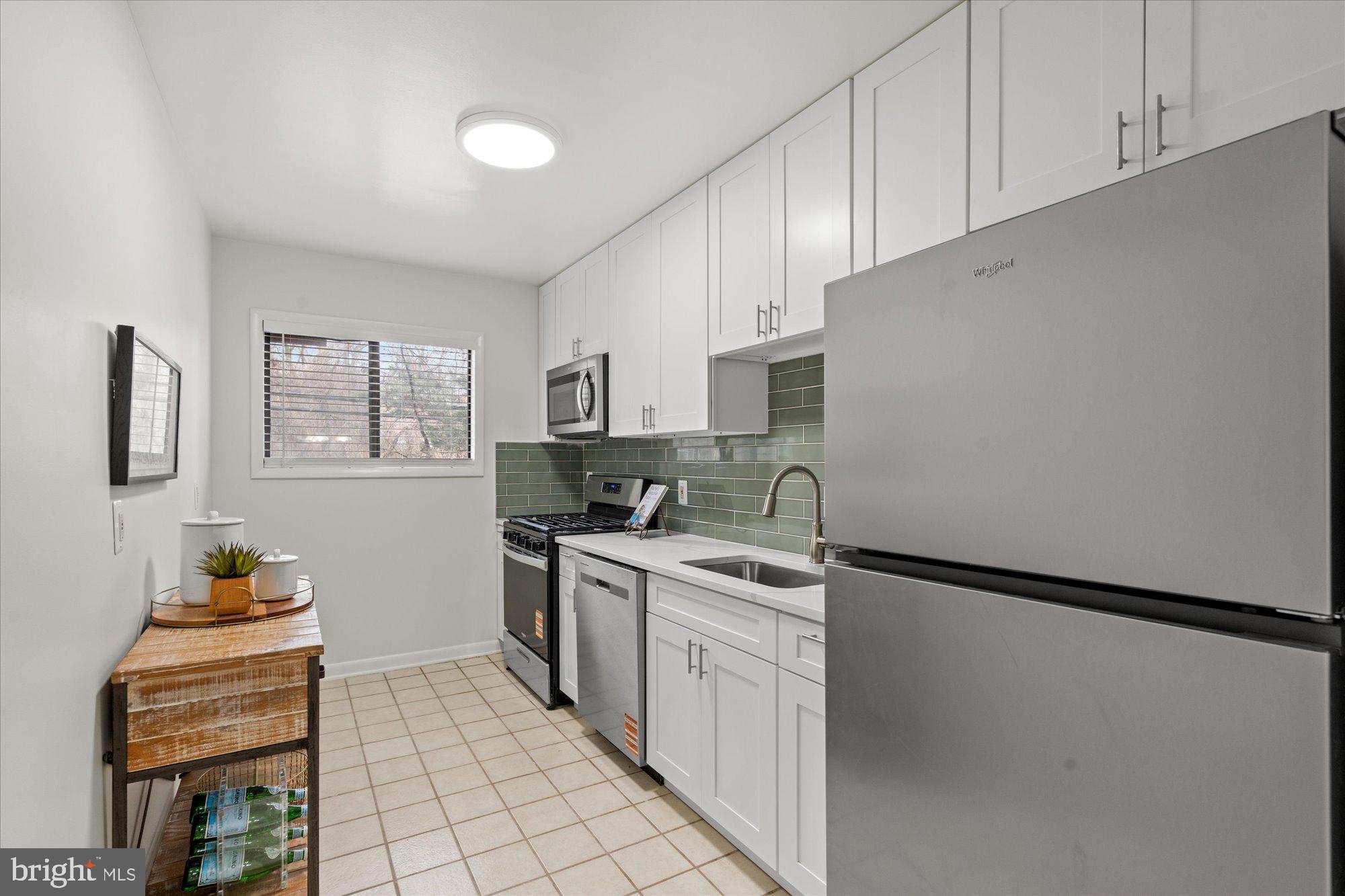 SEMINARY WALK - Residential