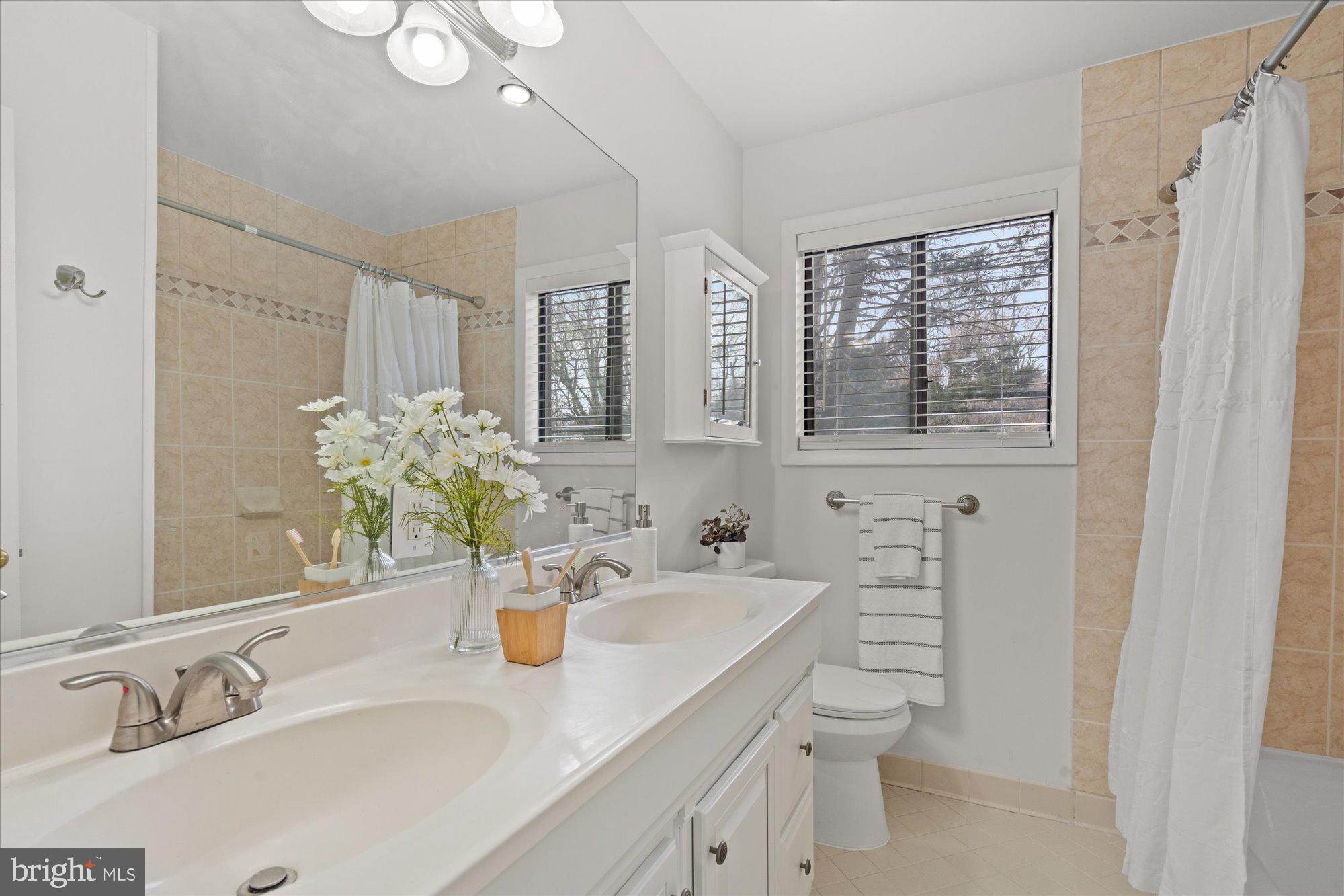 SEMINARY WALK - Residential