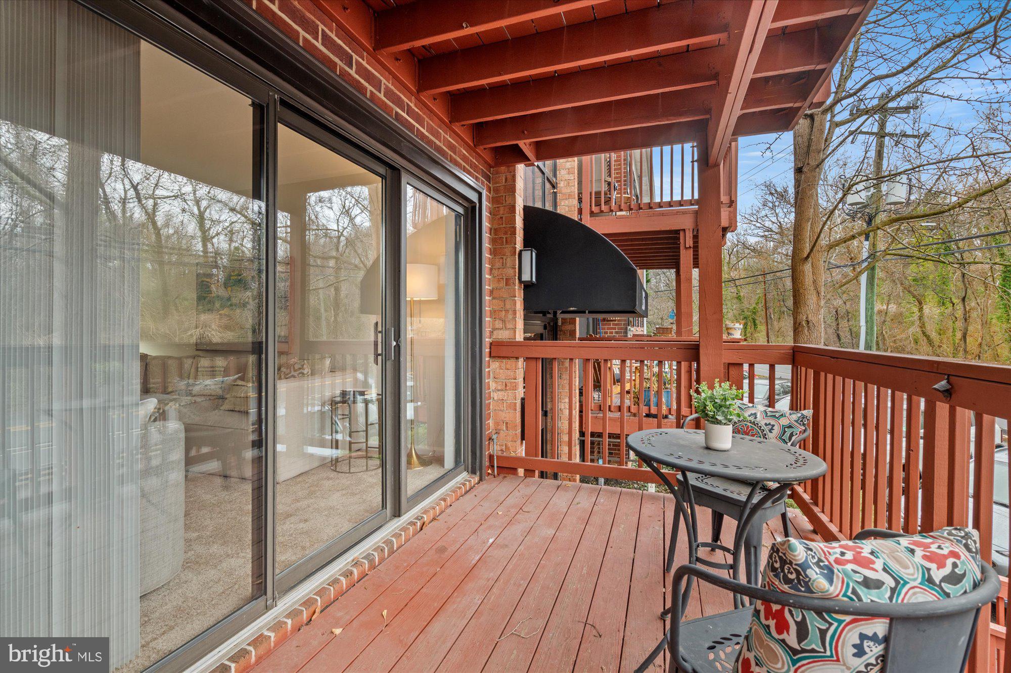 SEMINARY WALK - Residential