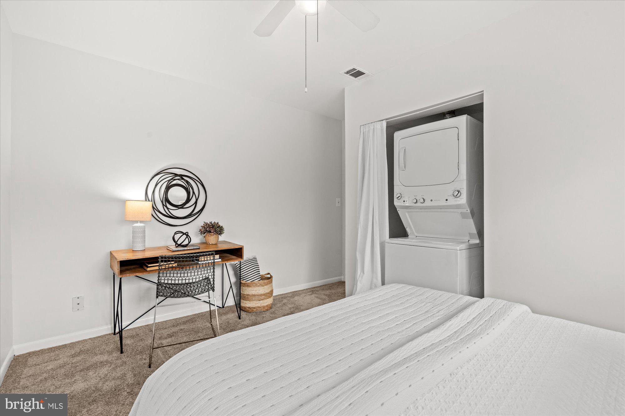 SEMINARY WALK - Residential