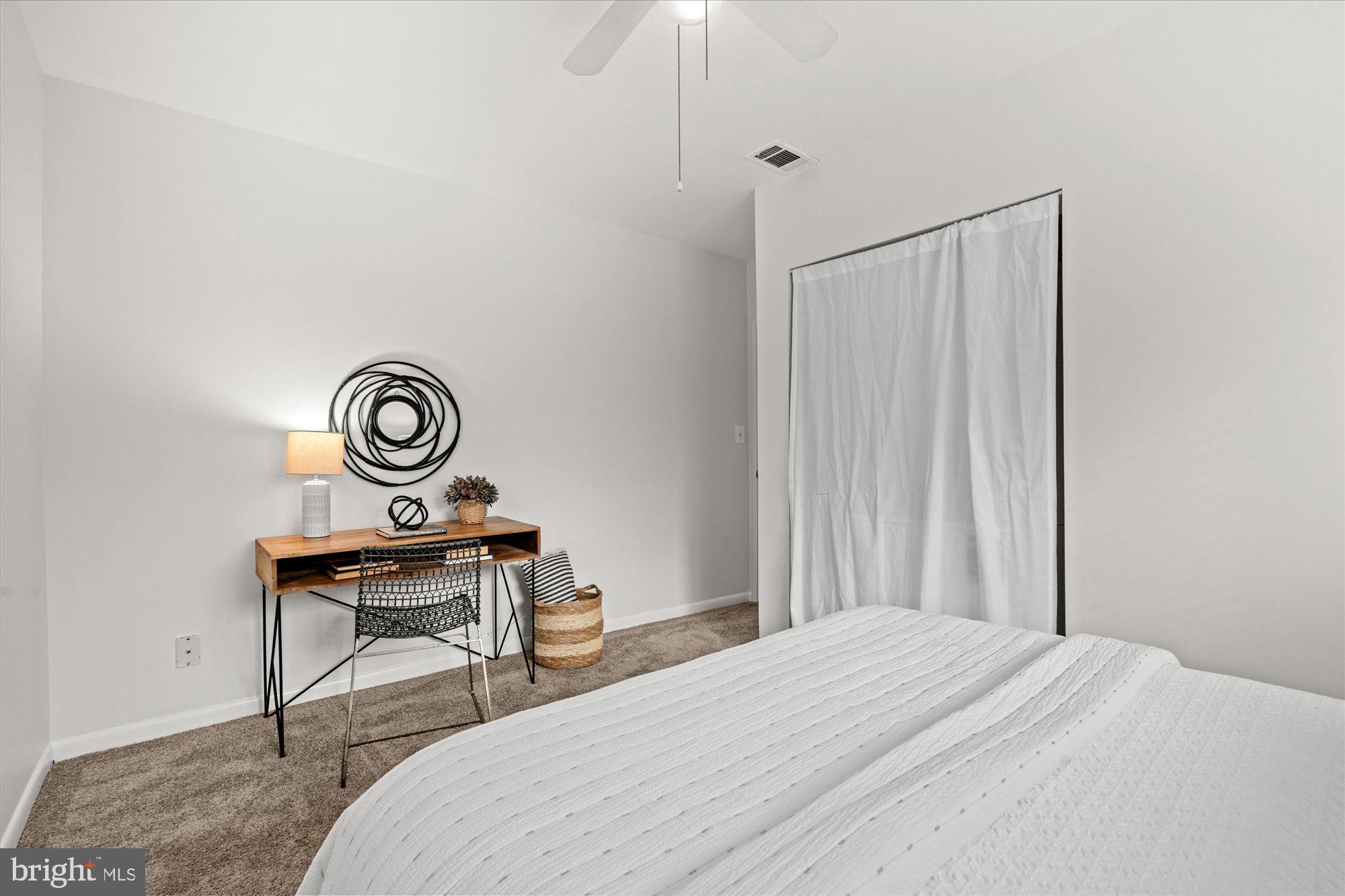 SEMINARY WALK - Residential