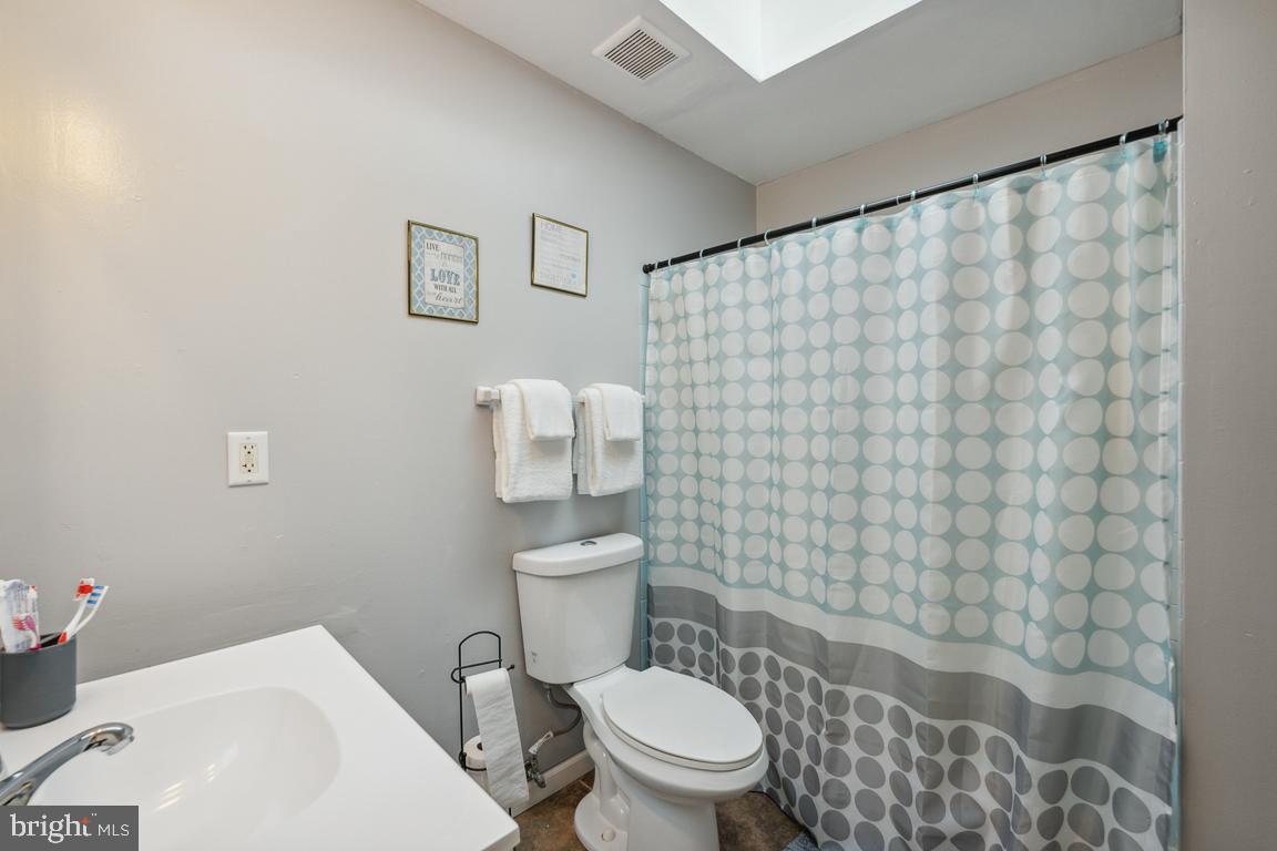 WESTLAKE VILLAGE - Residential