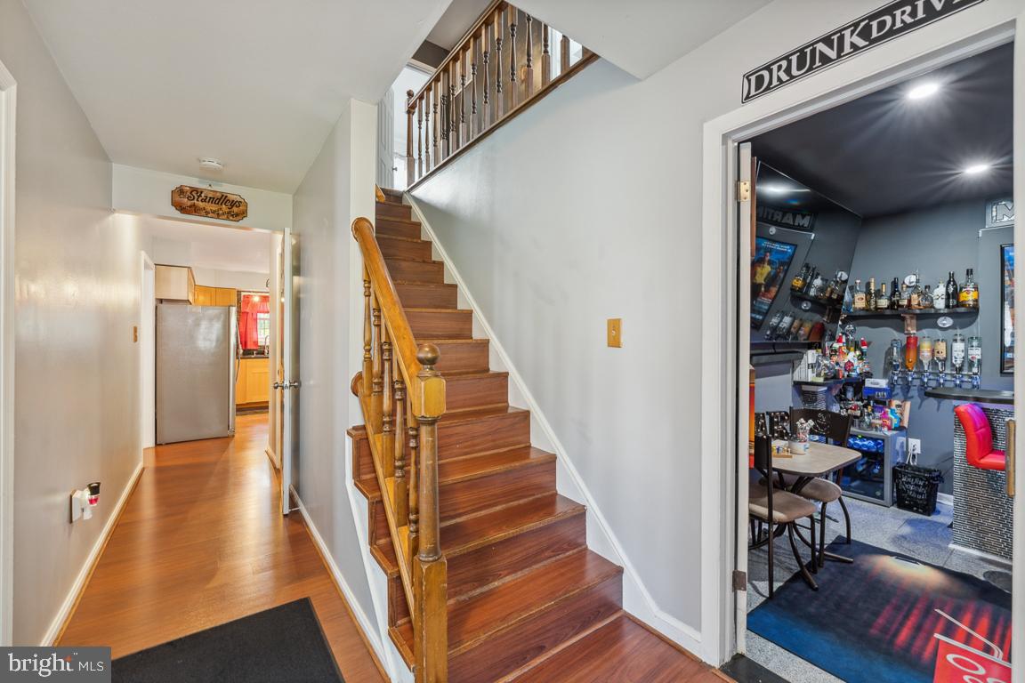 WESTLAKE VILLAGE - Residential