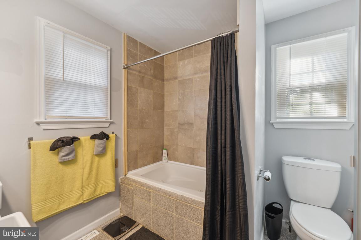 WESTLAKE VILLAGE - Residential