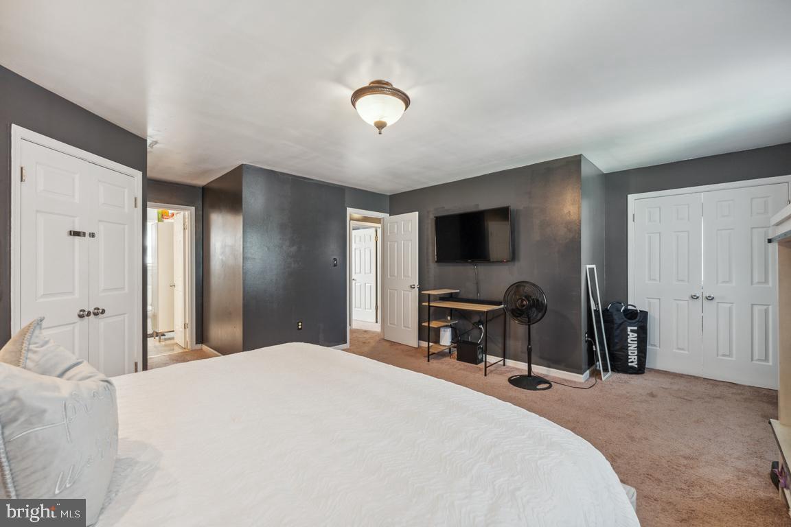 WESTLAKE VILLAGE - Residential