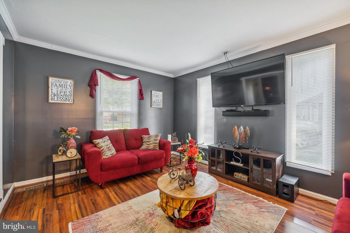 WESTLAKE VILLAGE - Residential