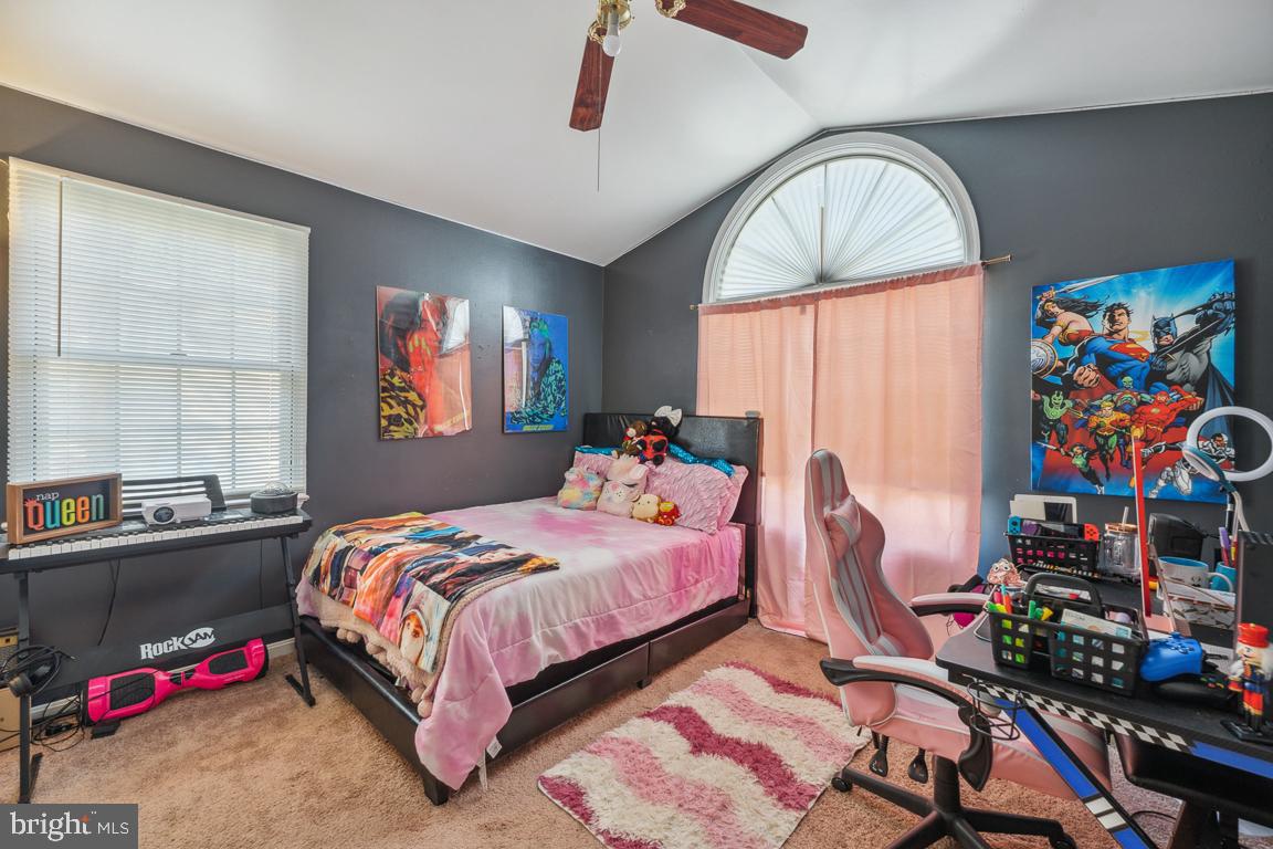 WESTLAKE VILLAGE - Residential