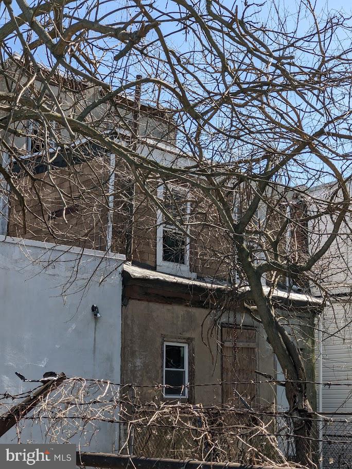 ELMWOOD PARK - Residential Income