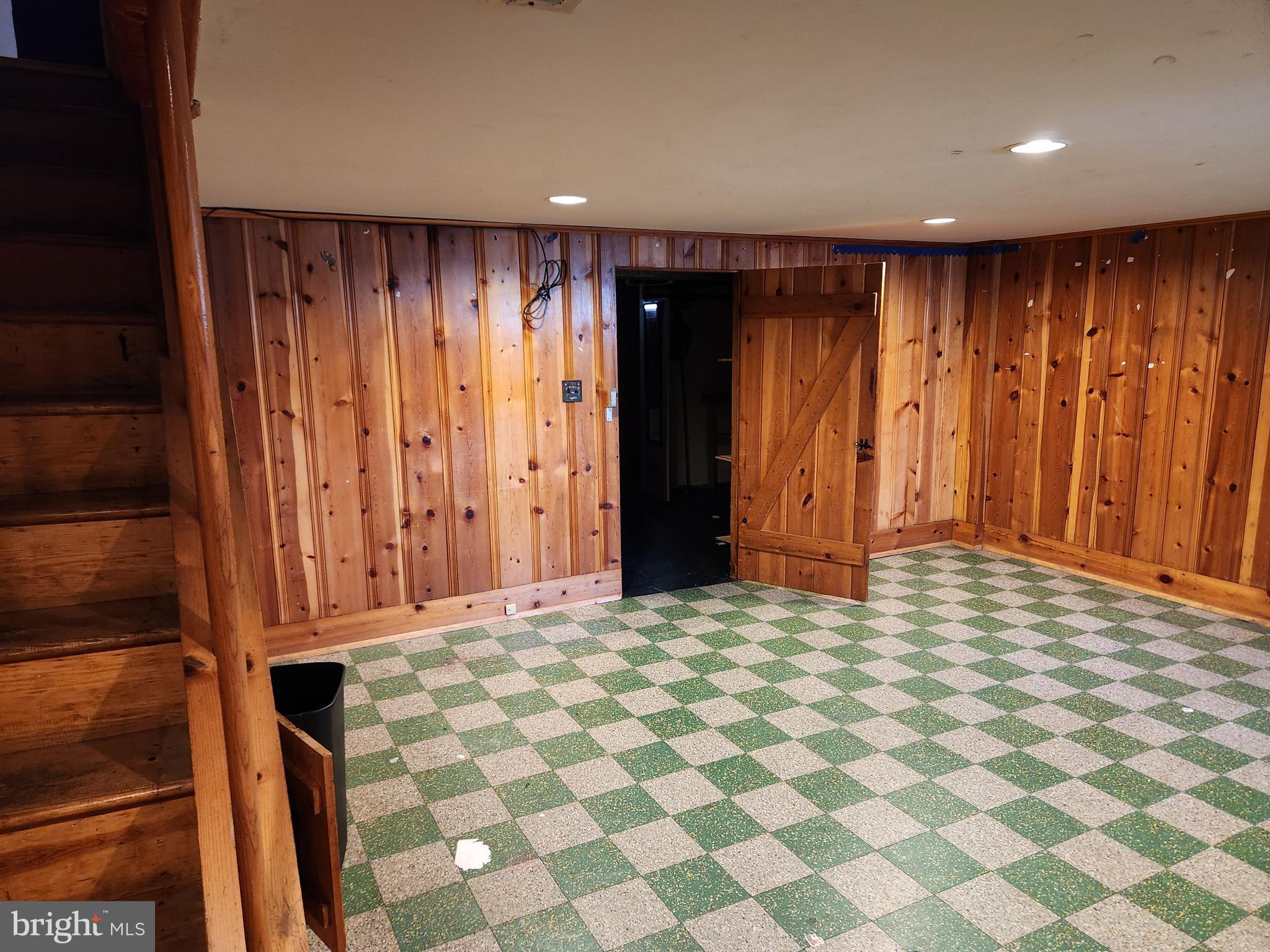 LOCH RAVEN VILLAGE - Residential