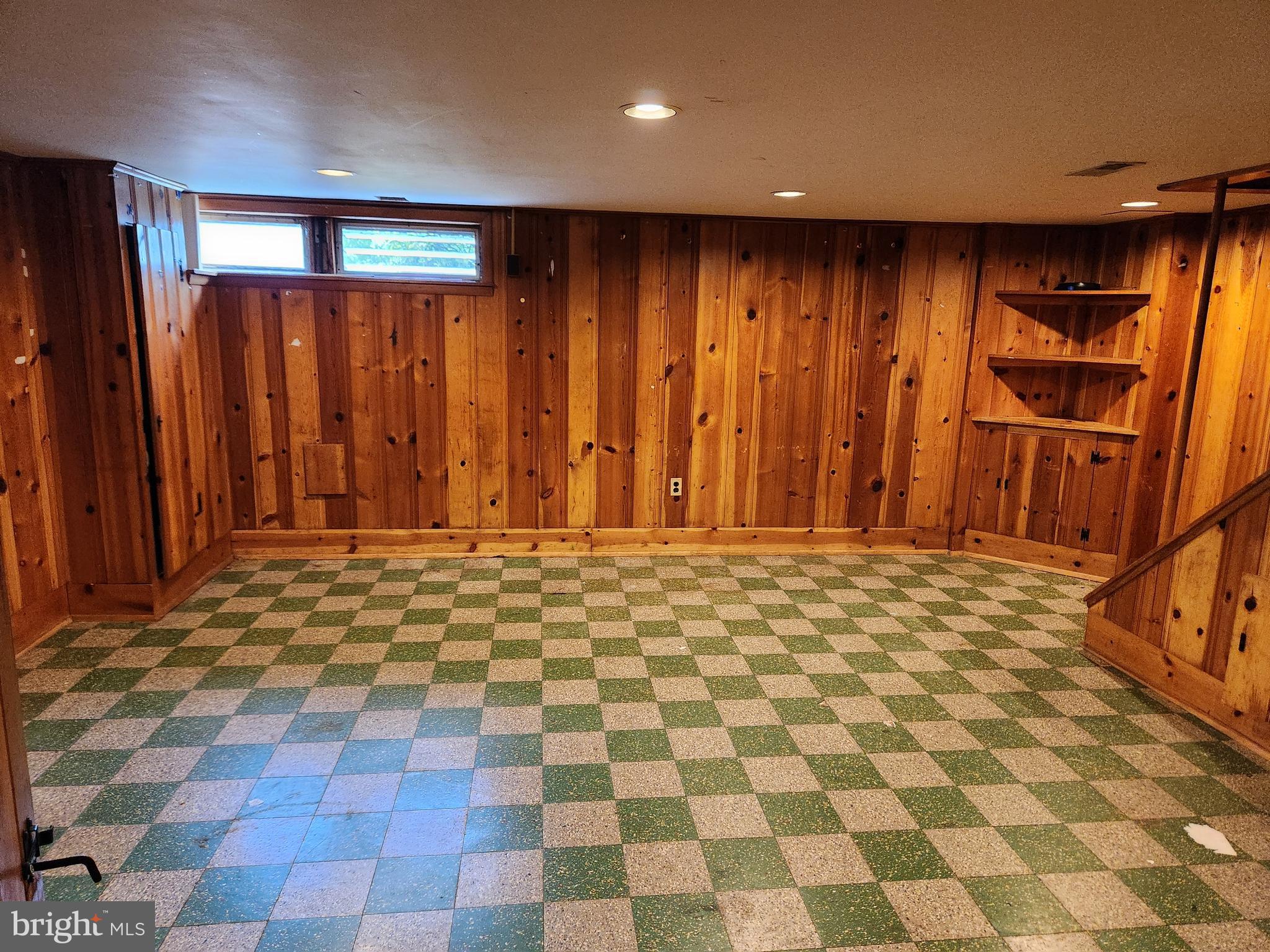 LOCH RAVEN VILLAGE - Residential