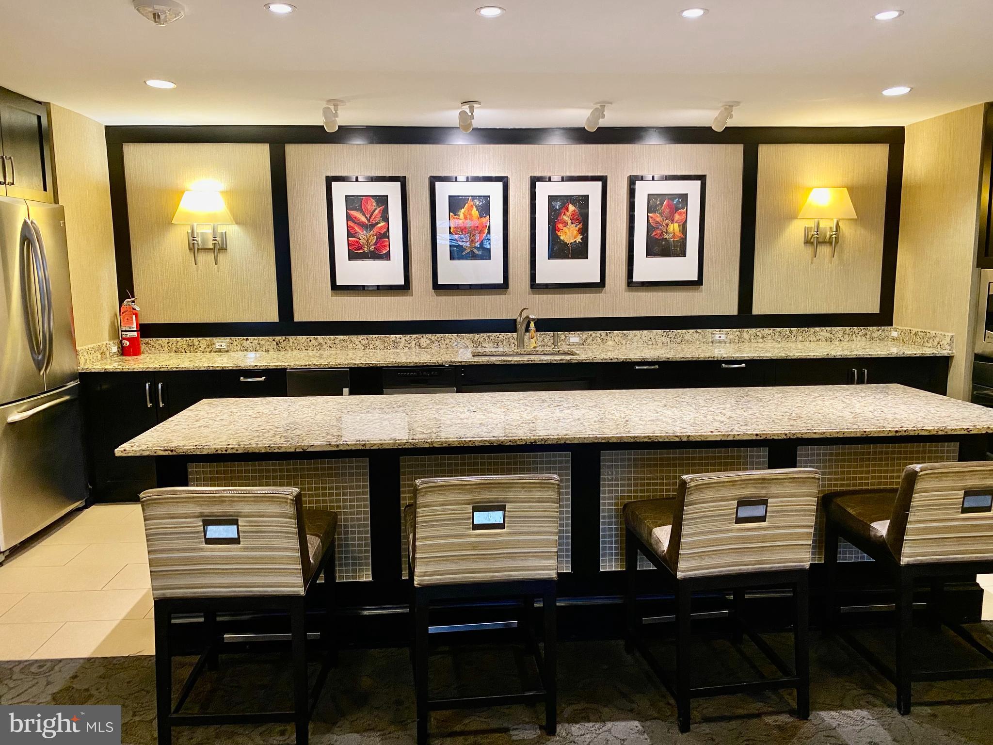 THE ELIZABETH - Residential Lease