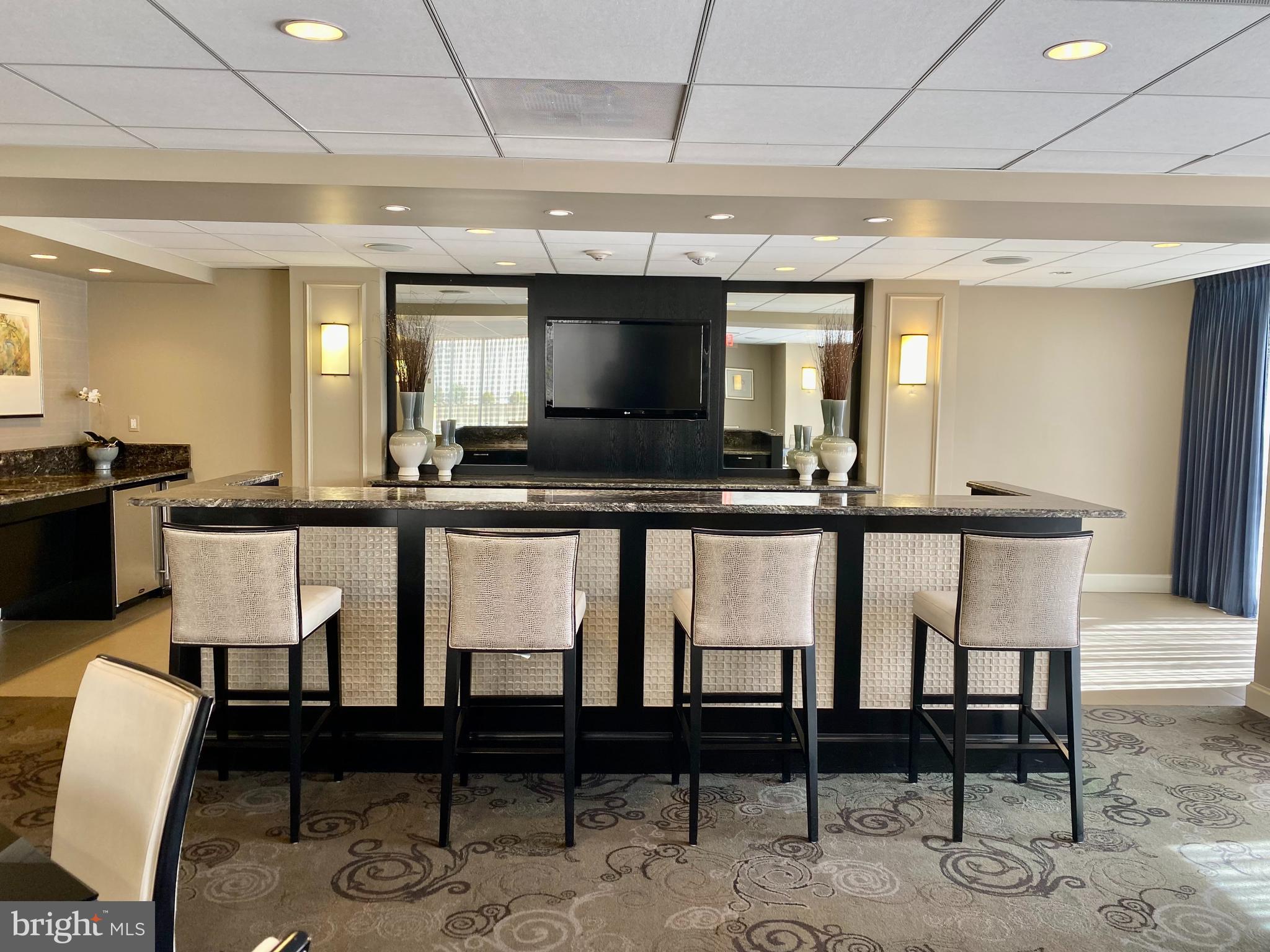 THE ELIZABETH - Residential Lease