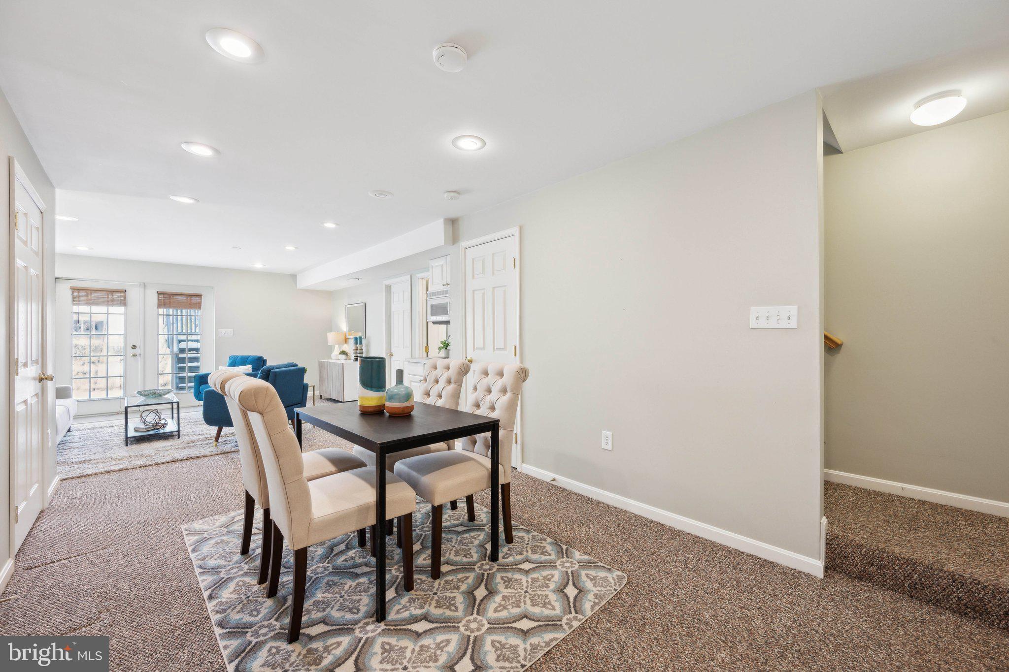 SPRING RIDGE - Residential