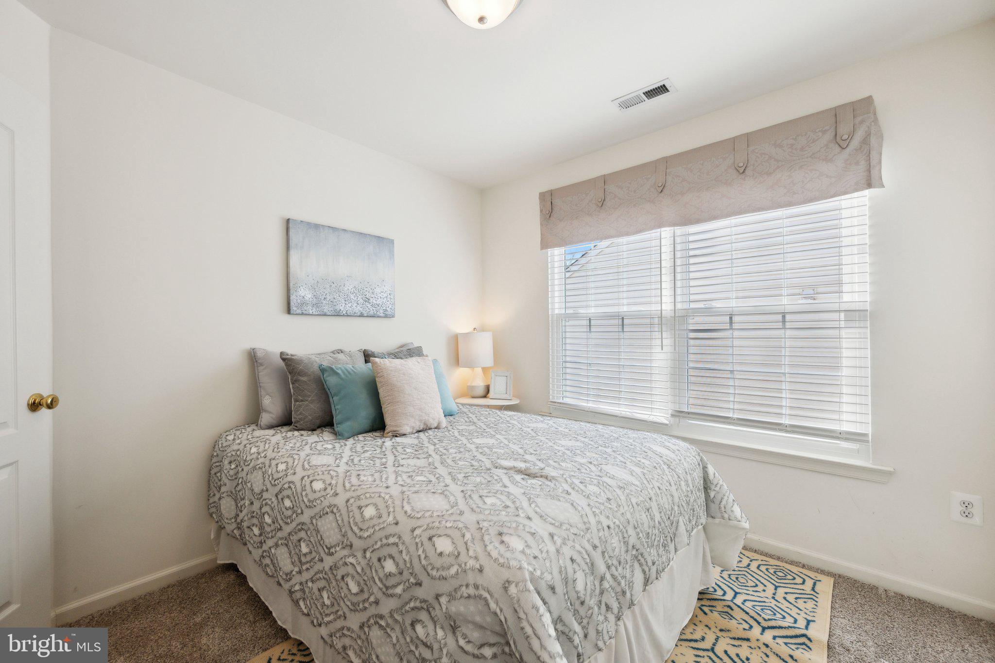 SPRING RIDGE - Residential