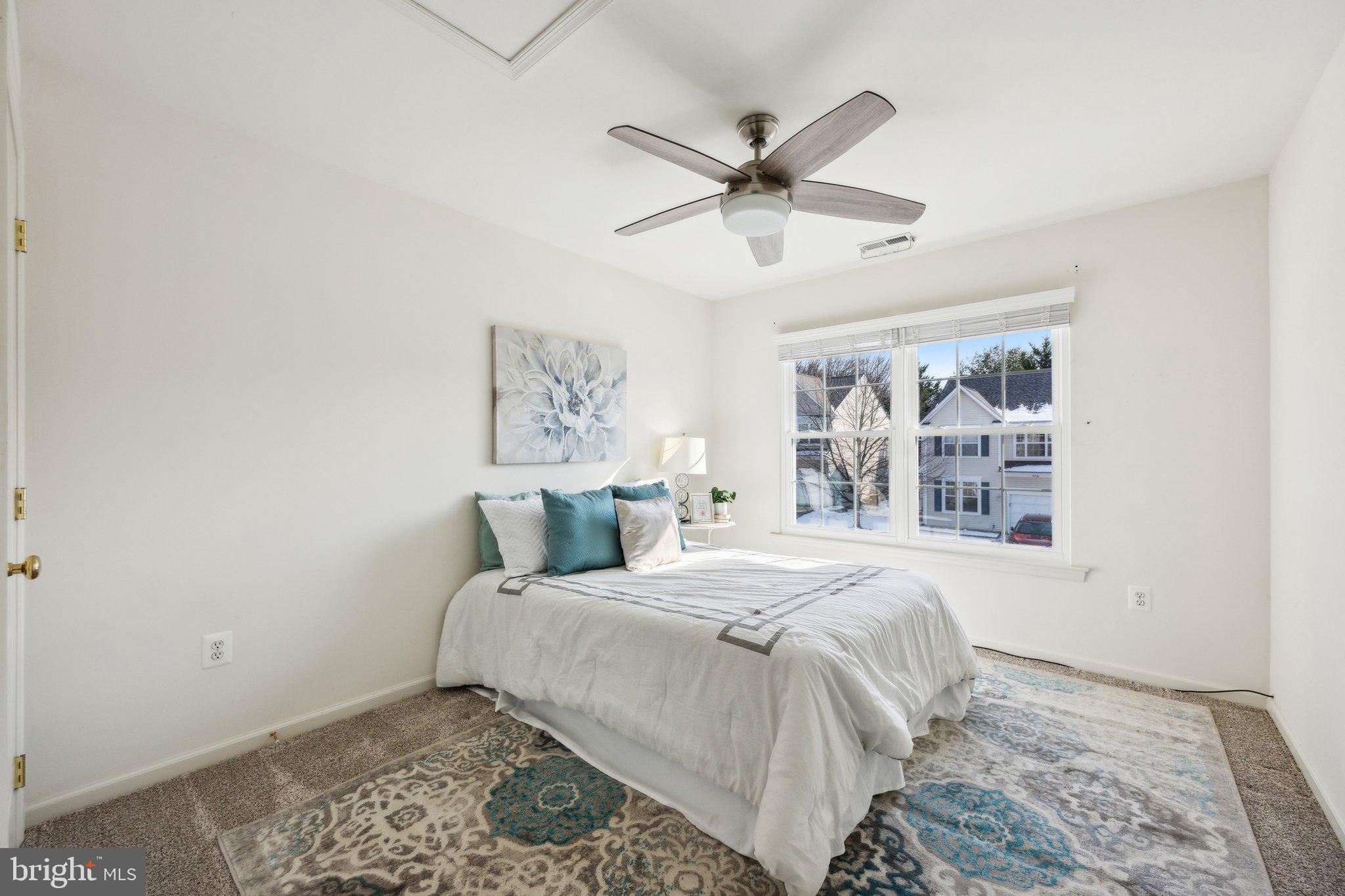 SPRING RIDGE - Residential