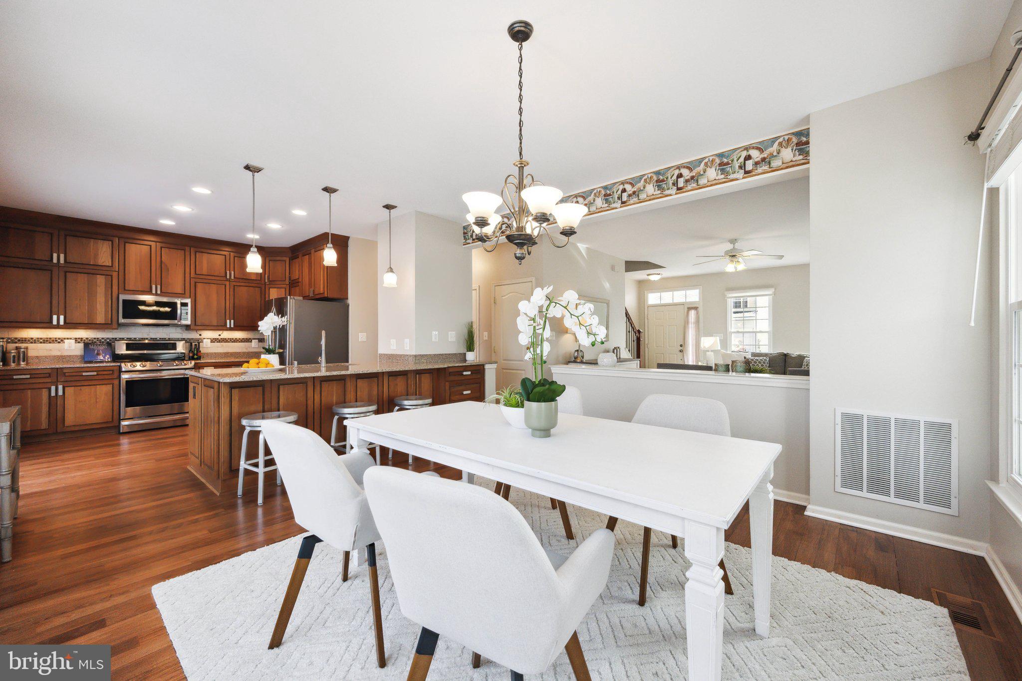 SPRING RIDGE - Residential