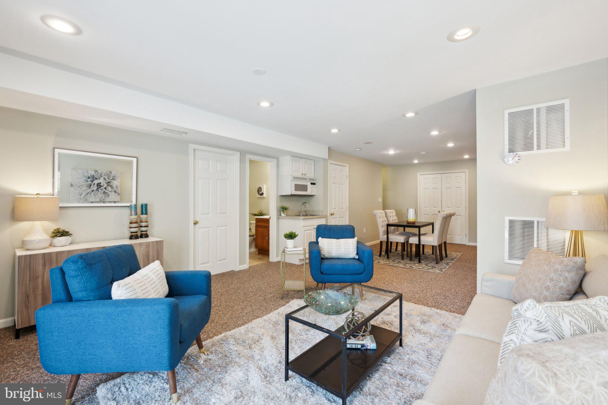 SPRING RIDGE - Residential