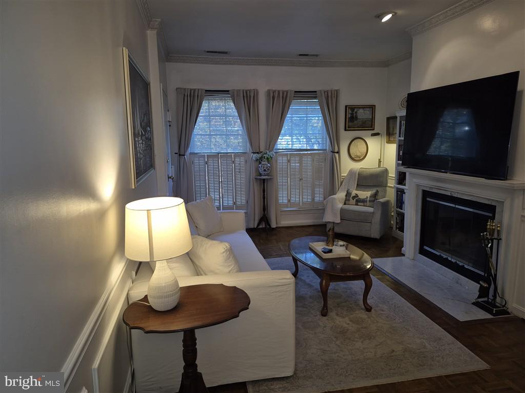 252 MARYLAND AVENUE NE 17