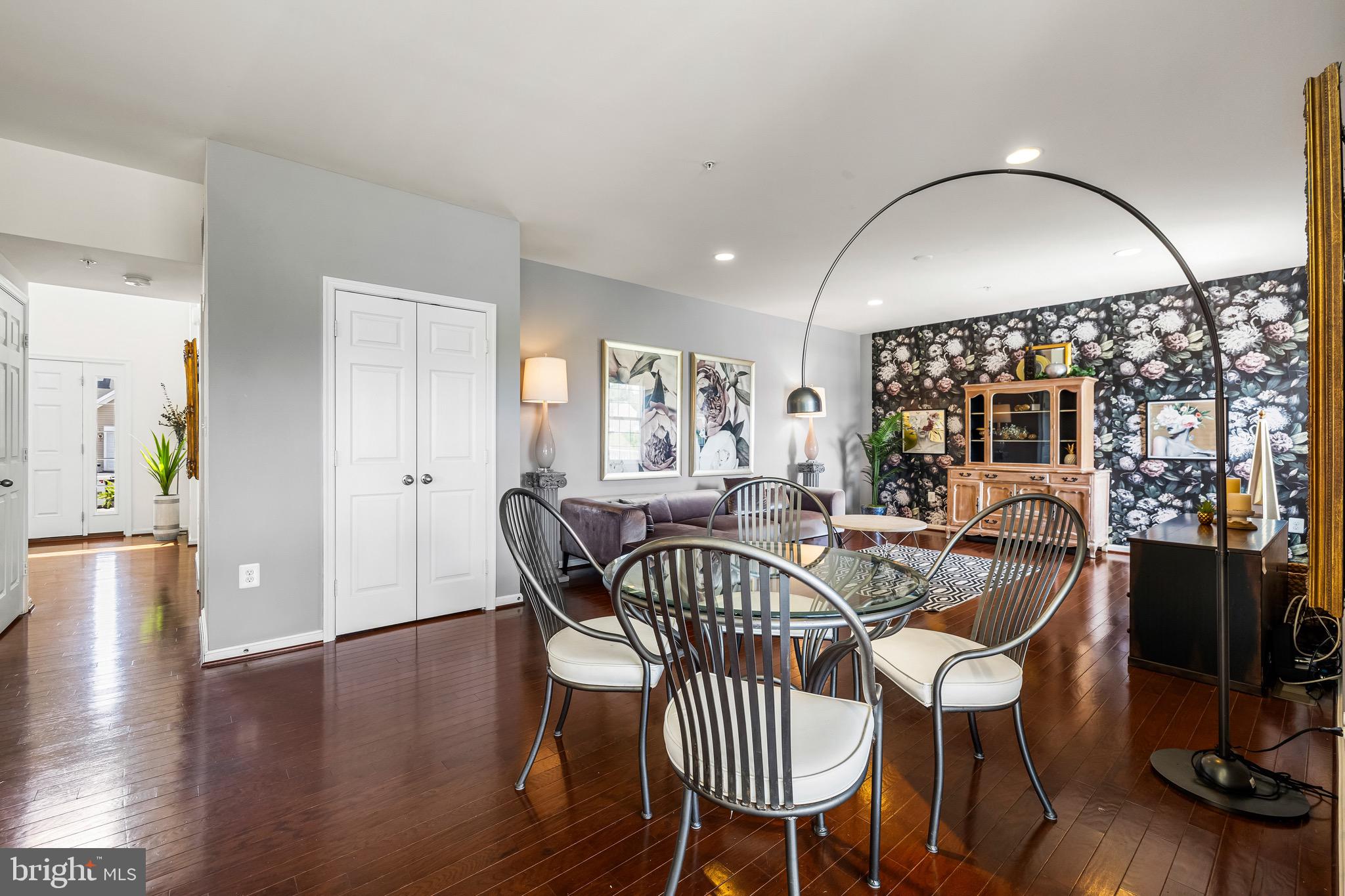 MANCHESTER FARMS - Residential